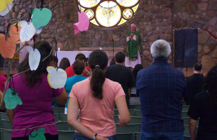 Diocesan Hispanic Youth Retreat focuses on youth to walk with Christ
