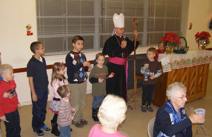 Bishop celebrates Mikolaj at St. Casimir