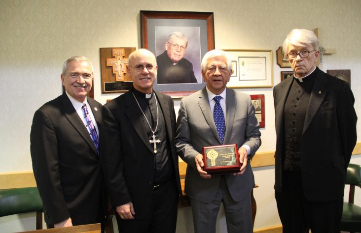 Steve Corona receives Father Tom O’Connor Light of Christ award