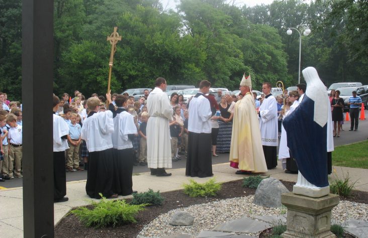 Bishop Rhoades blesses diocese’s newest Catholic school