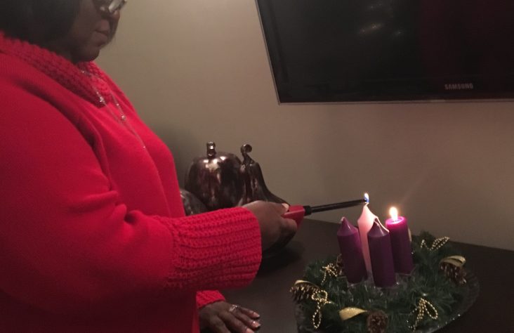 Group prayer, reflection prepare parishioners for Christmas