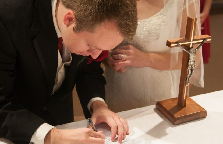 A Catholic wedding checklist