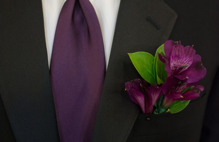 What is appropriate wedding attire for church?
