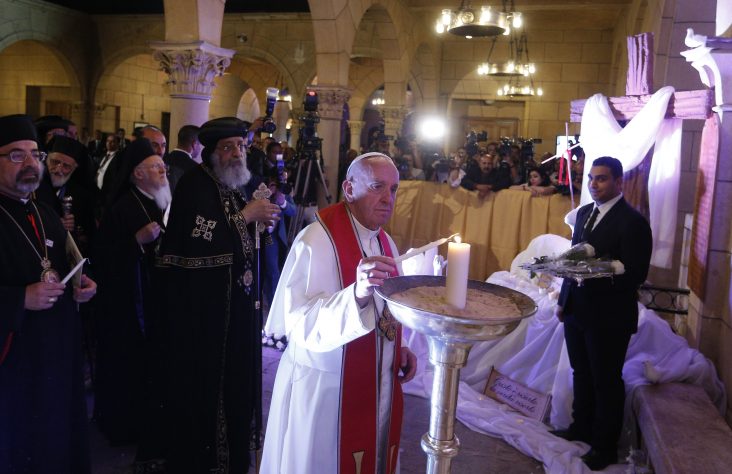 Pope, Coptic patriarch honor martyrs, urge unity for peace