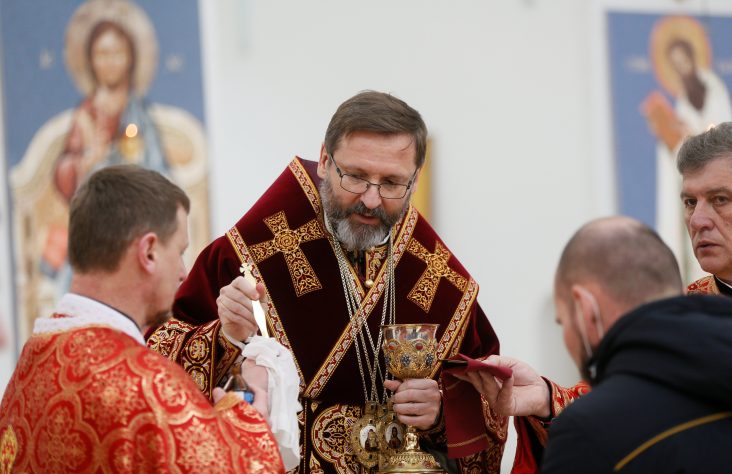 Ukrainian priests appeal for prayers, support as Russian threat grows