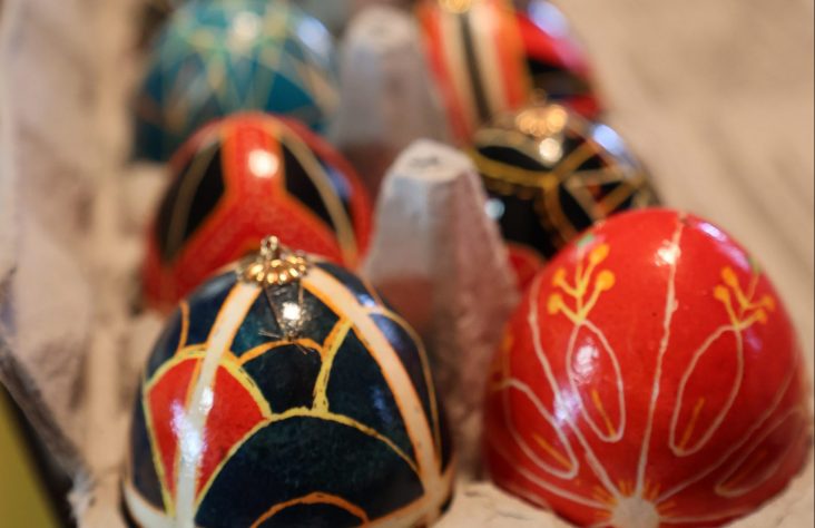 Pysanky egg-making a mother-daughter tradition